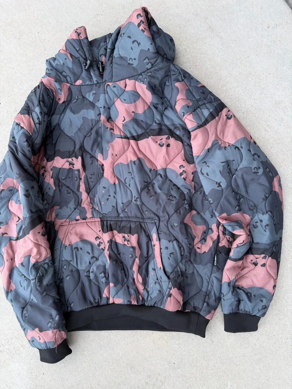 MBT Quilted Camo Pullover Jacket in Pink & Gray